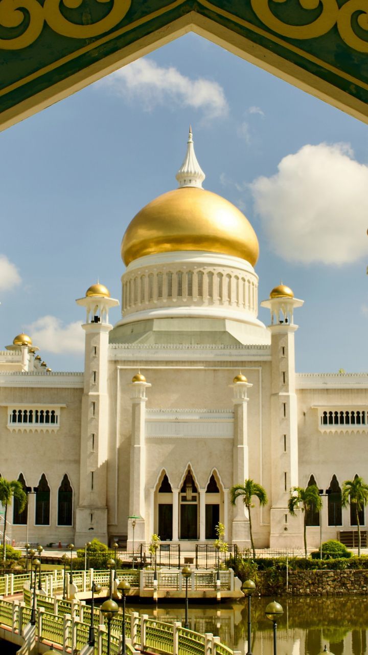 10 Must-Visit Tourist Attractions In Brunei