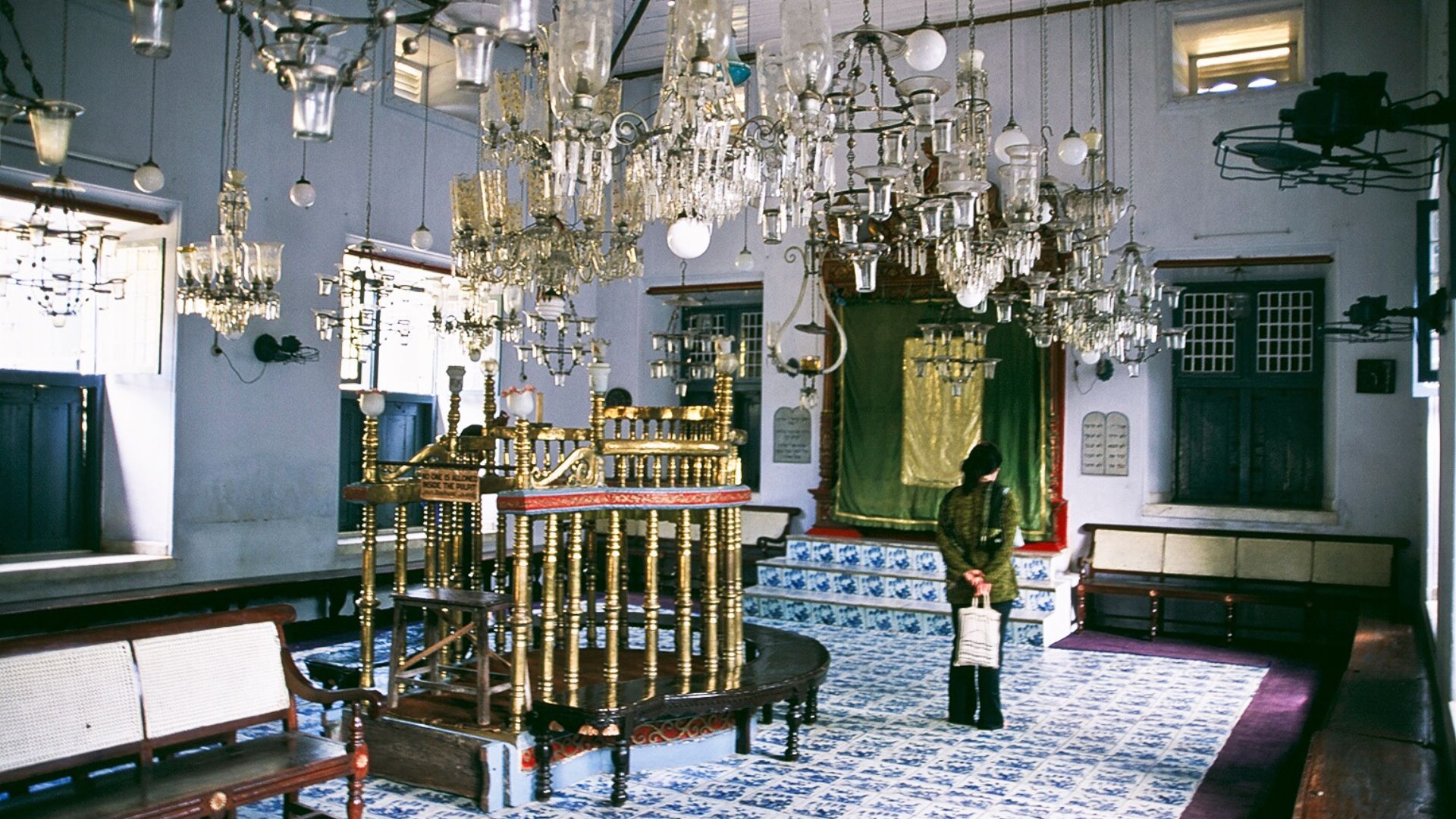 from-diljit-dosanjh-to-dua-lipa-performing-live-upcoming-concerts-in