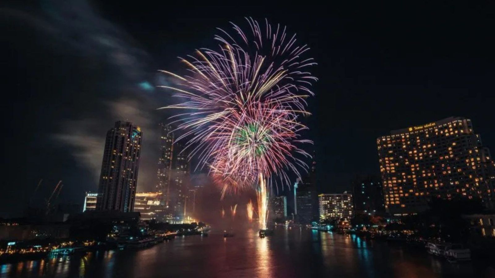 The Best Places To Watch The 2025 New Year Fireworks In Bangkok