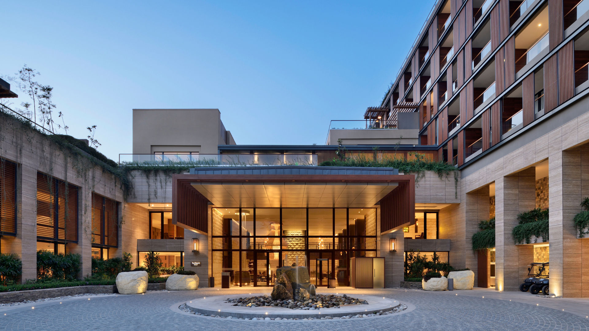 Main Porch, The Westin Resort & Spa, Himalayas