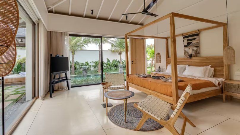 Over Water Villas - Rumah Hutan Tropical Forest Villa (Siolim, Goa)