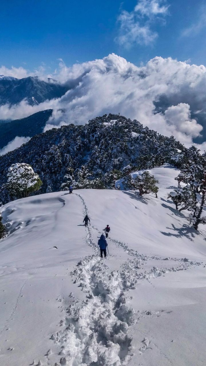 snow-in-february-in-india-10-must-visit-places