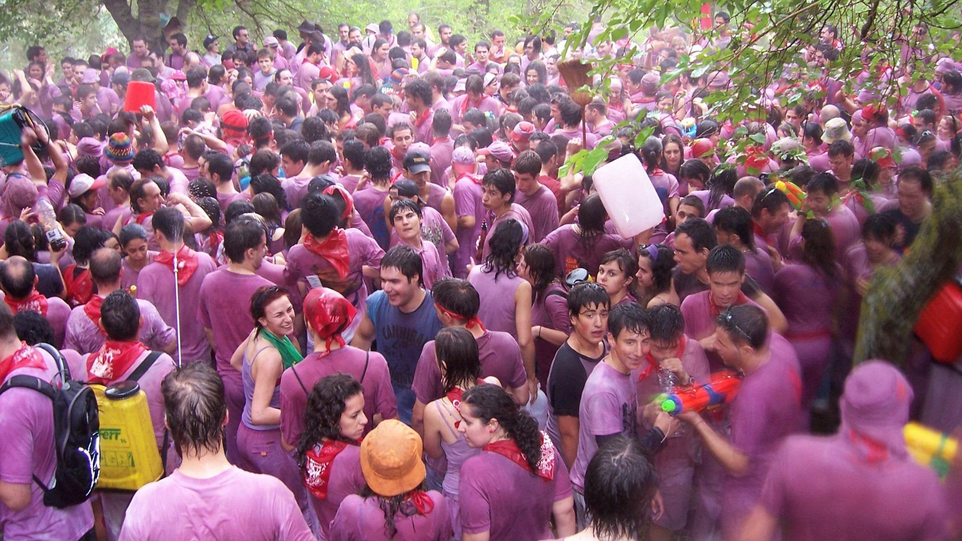 holi date in 1994