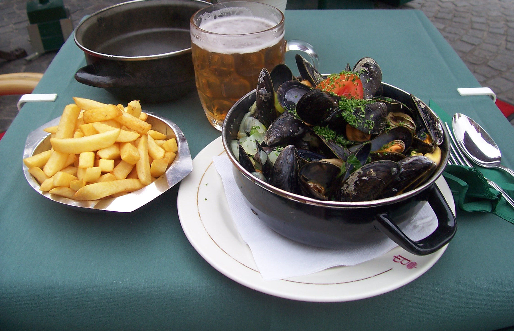 belgium cuisines - Moules Frite