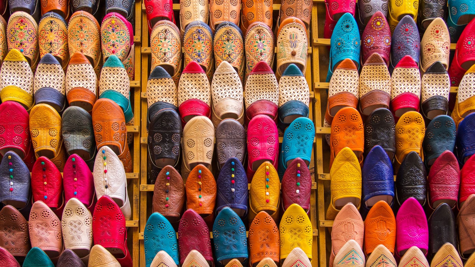 The Craft Shopping Guide: 20 Globally-Inspired Souvenirs That Tell A Story