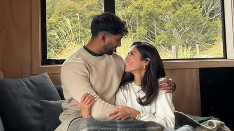 What Fighting On A Road Trip In The Middle Of Iceland Taught This Couple