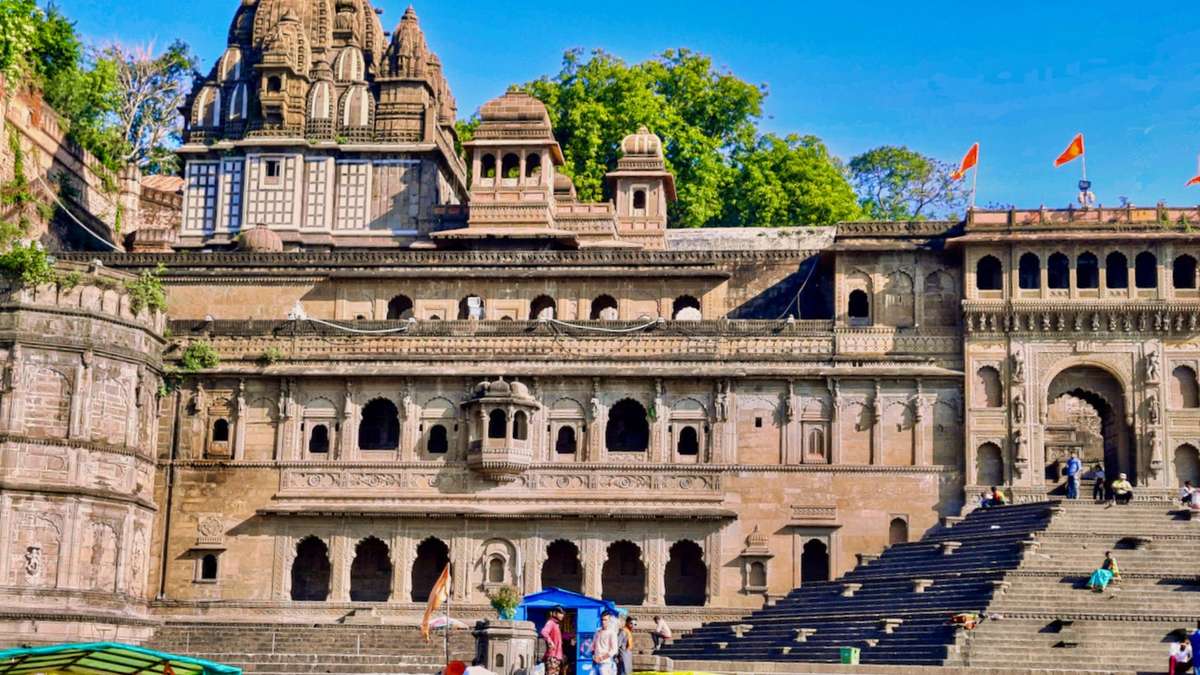 Madhya Pradesh Indore, Ujjain , omkareshwara , Maheshwar 2 Nights 3 days - Image 3