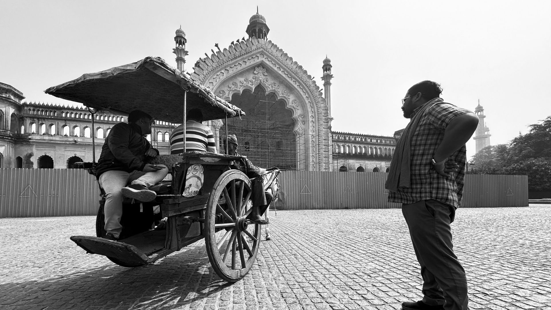Culture Of Lucknow: A Living Legacy Of Craft, Cuisine, And Courtesy