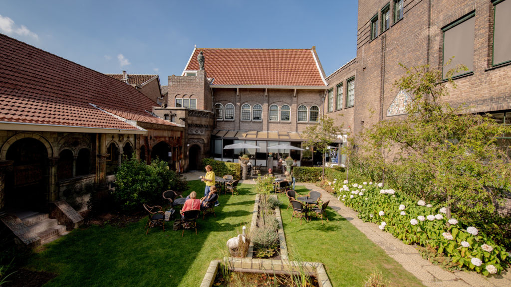 Reverie, Rediscovery, And Remembrance In Delft, Netherlands
