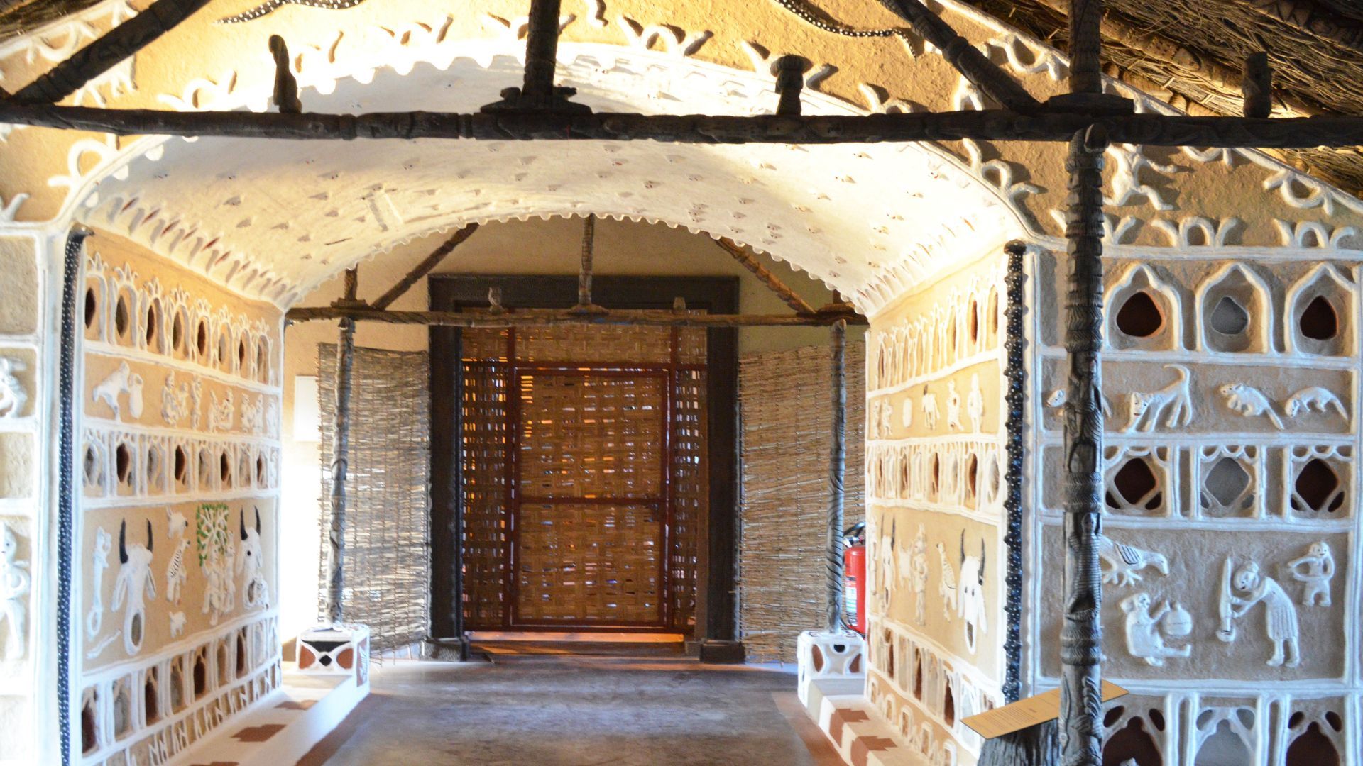  Tribal Museum, Bhopal: A Vivid Journey Through MP’s Living Cultures Bildidee 