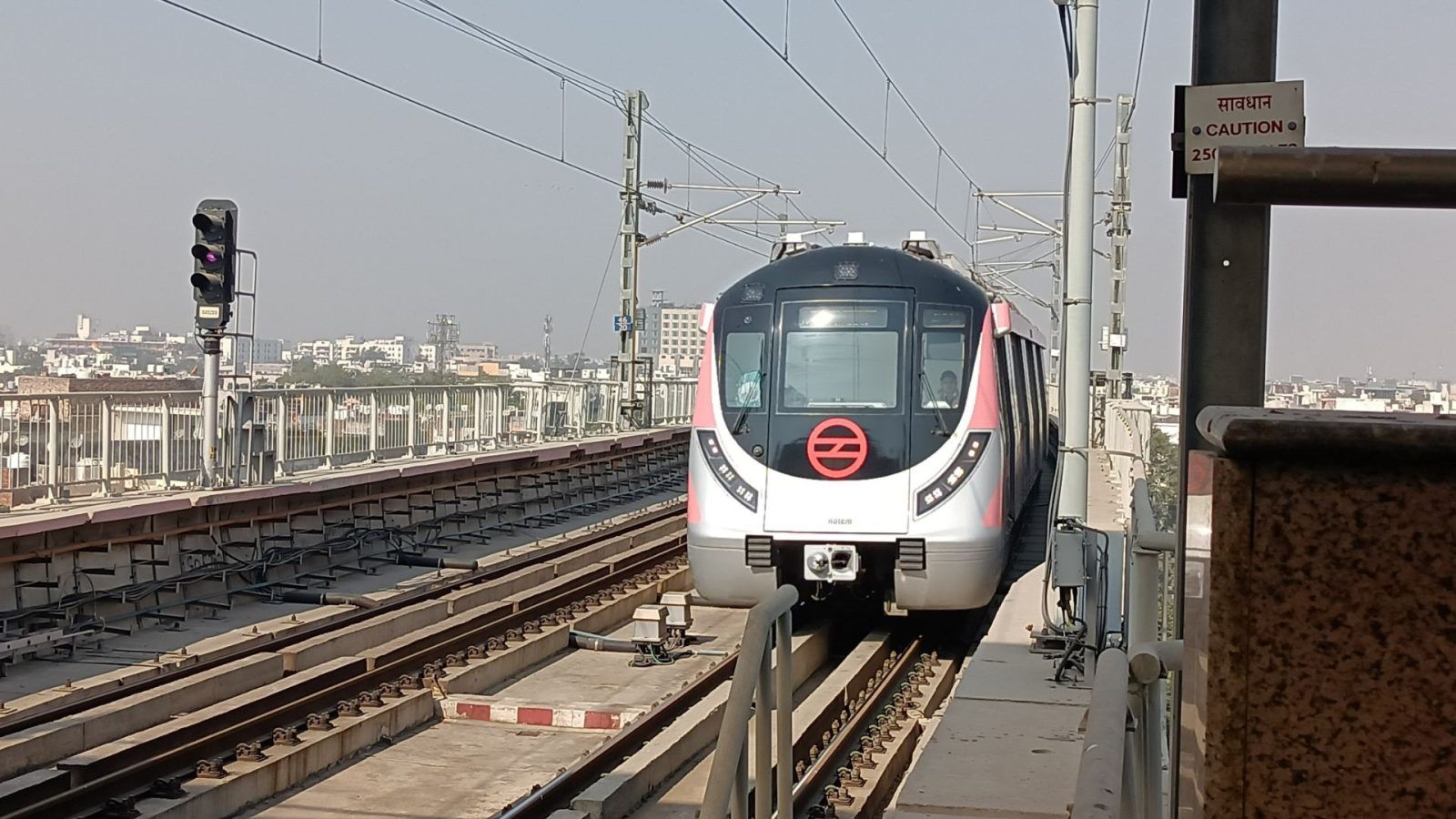 Delhi Metro Adds 20 Extra Weekday Trips From October 22 As GRAP-I Kicks In