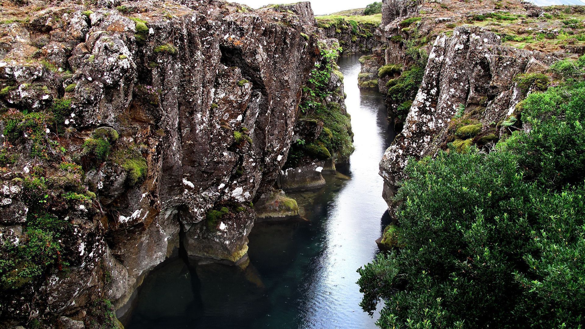 Þingvellir National Park - Where You Walk Between Two Continents