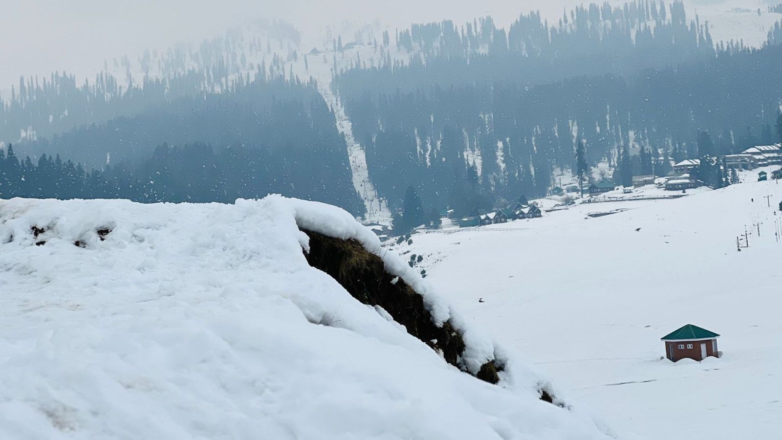 Kashmir Snowfall Mesmerising Images Of The WhiteCovered Valley