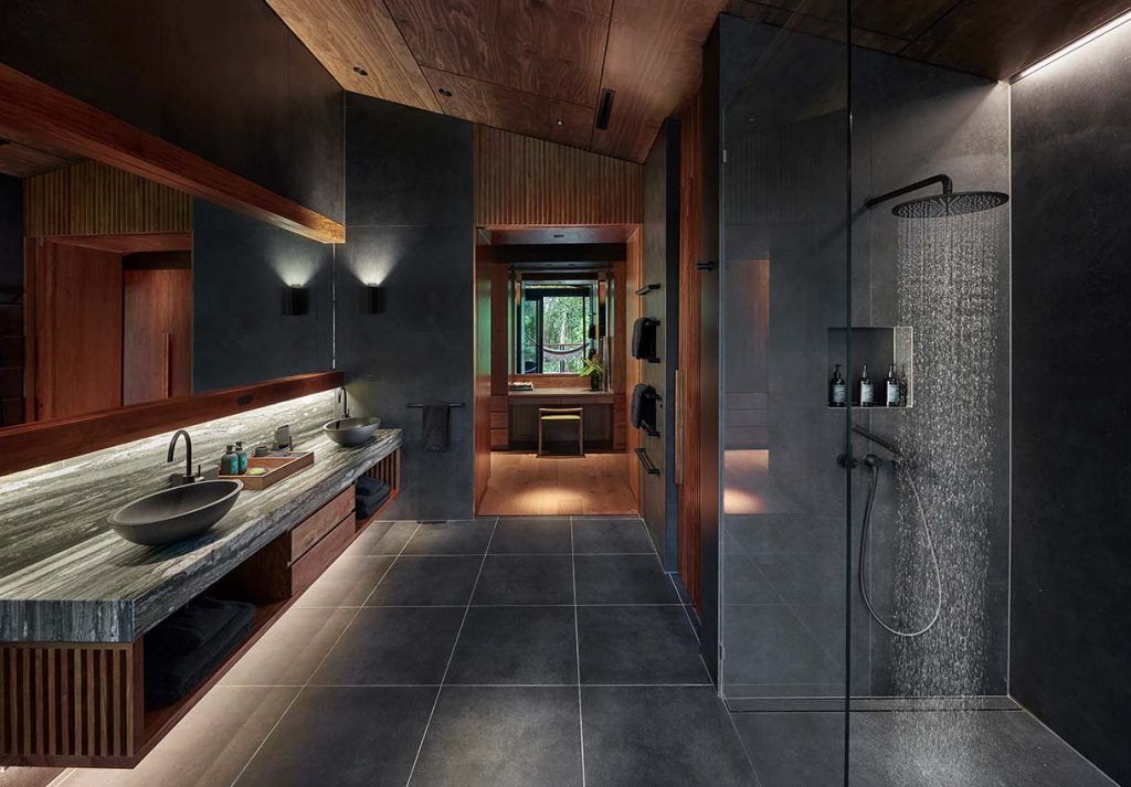 Daintree Pavillion Bathroom at Silky Oaks Lodge