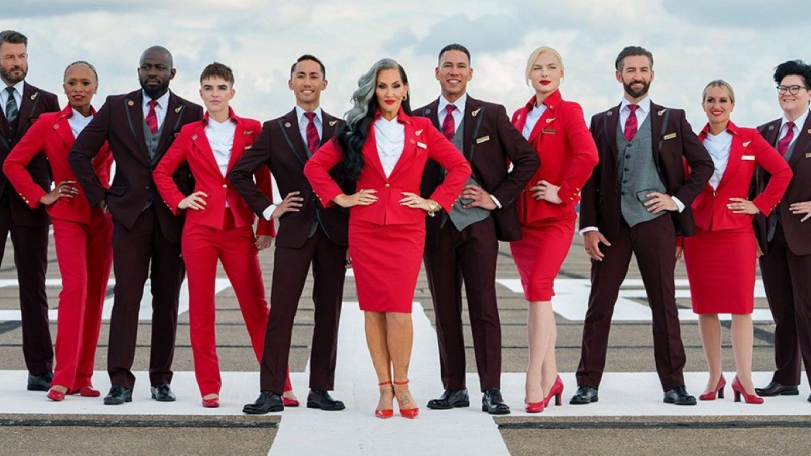Eighty-eight per cent of cabin crew give the new British Airways uniform  the thumbs down in online poll - declaring it 'frumpy', 'old-fashioned' and  'blah' | Daily Mail Online