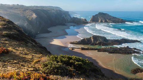 Best Beaches In Portugal For A Dreamy Vacation