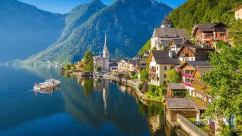 25 Most Beautiful Places In Europe — From Colourful Small Towns To Secret Beaches