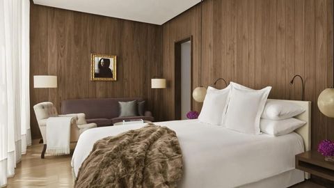 Review: The London EDITION Hotel Is Quiet Luxury Done Right