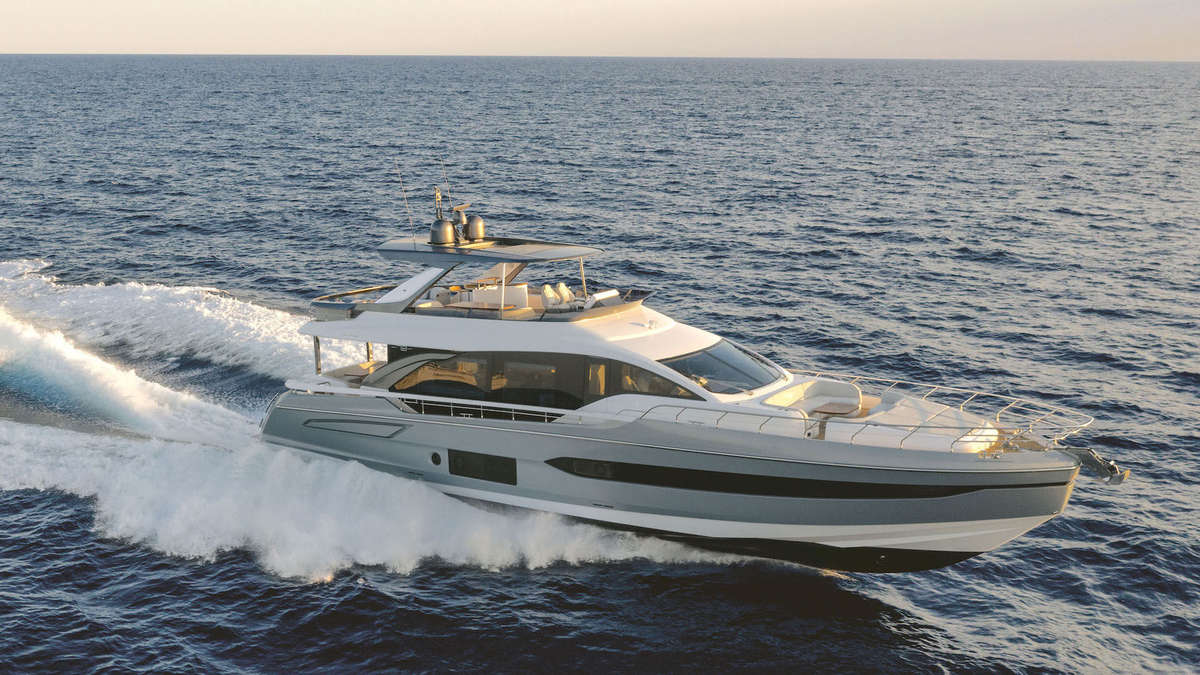 main_azimut-78-fly-copy.jpeg?