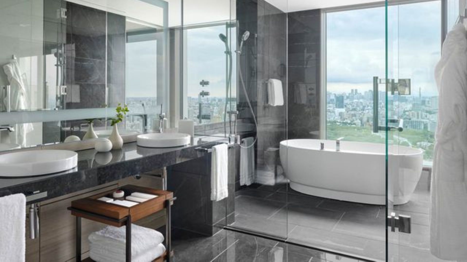 Luxury Sky High Retreat Reference: This Luxury Hotel In Tokyo Feels Like A Sky High