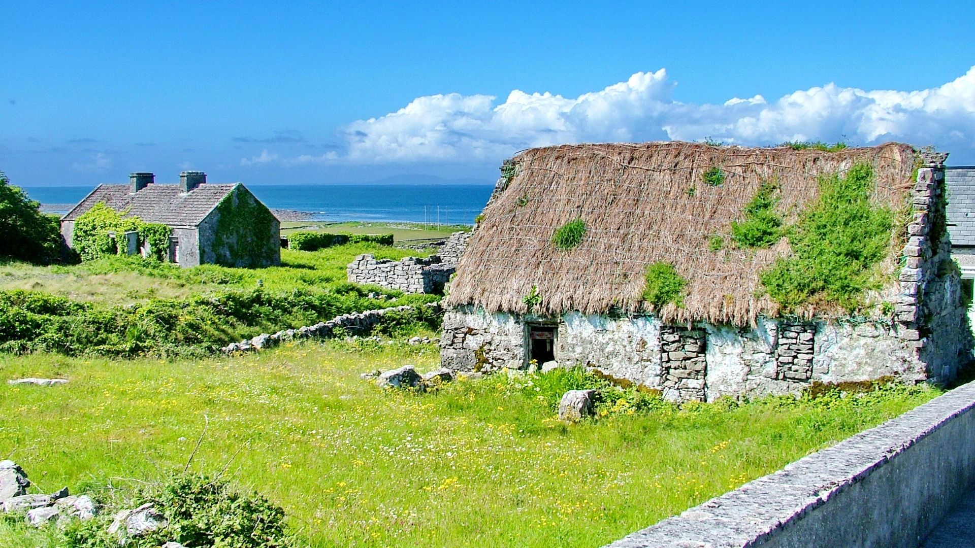 Ireland To Offer USD 90K To People Who Wish To Buy An Island Home There