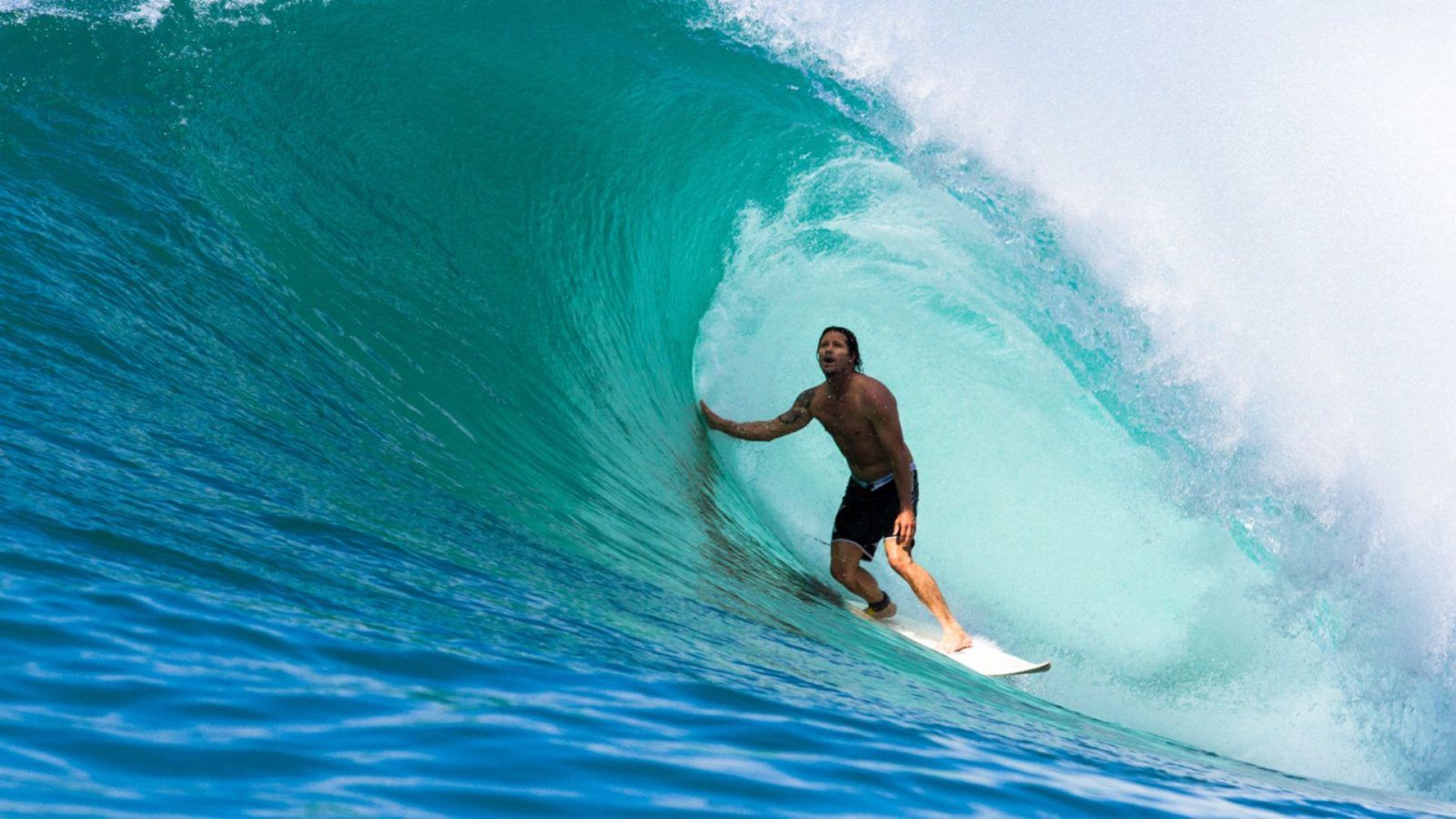 Video: Why Some of the World's Best Surfers Are Learning to Surf on Land