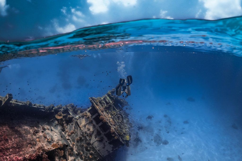 Dive to unravel the secret of the shipwreck