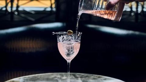 The Best Cocktail Bars In London, According To Local Mixologists
