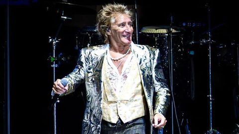 Rock Icon Rod Stewart To Perform In Singapore In March 2024