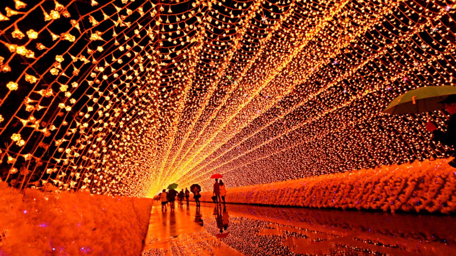 Christmas in Japan 2023 Explore Christmas Trees, Lights, Shopping & More!