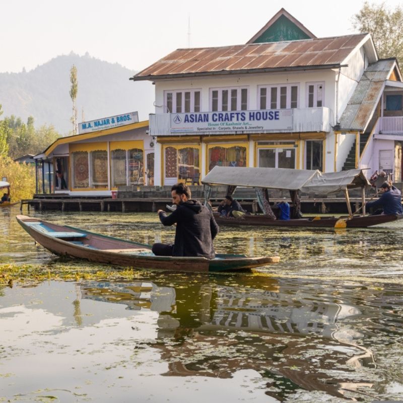 Ultimate Shopping Guide For Srinagar, Kashmir: Top Things To Buy And The Best Markets