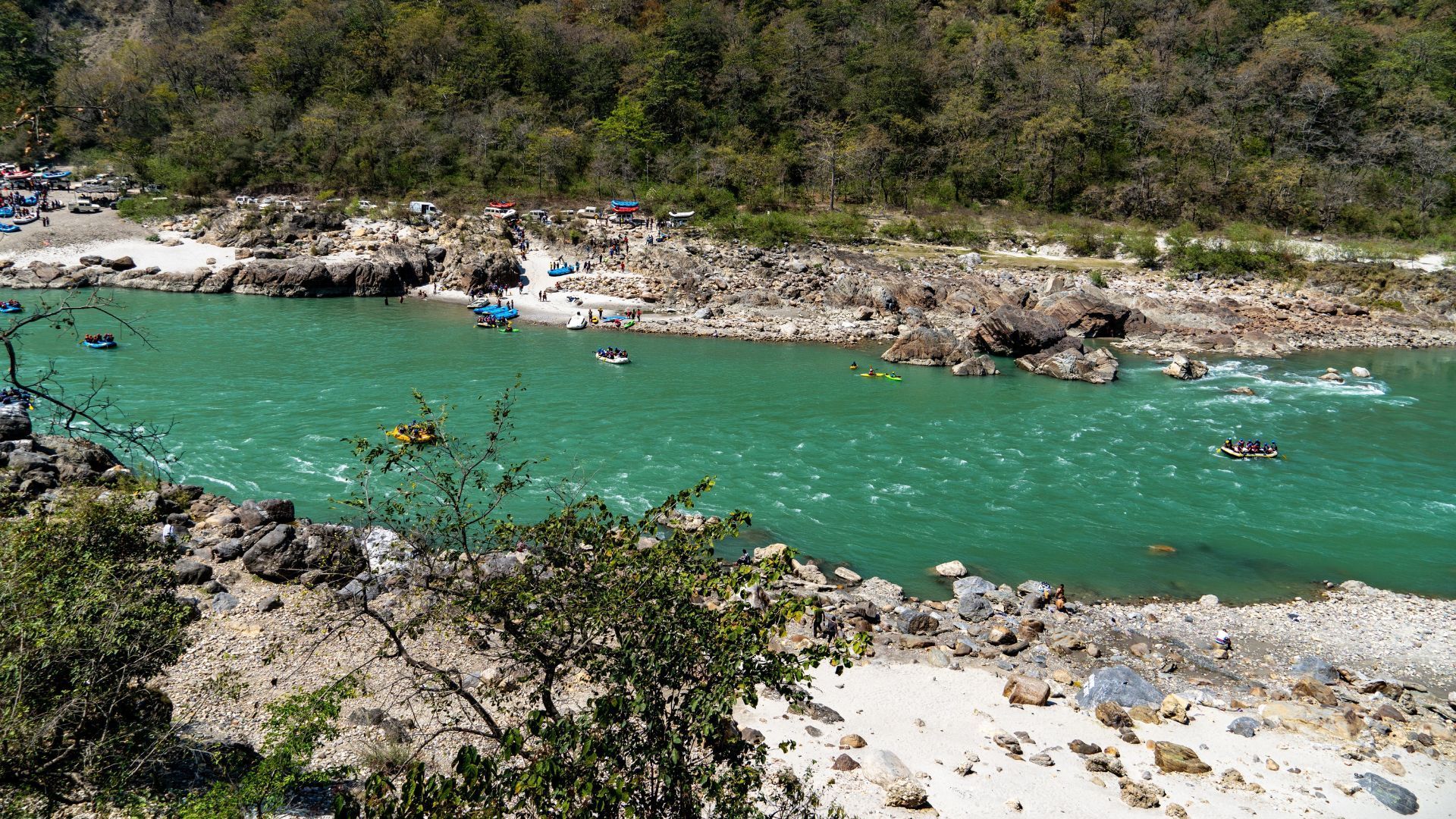 6 Beautiful Beaches In Rishikesh For Sun & Spirituality on Sand 2024