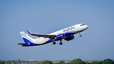 靛蓝航空宣布为国内航线提供商务舱服务