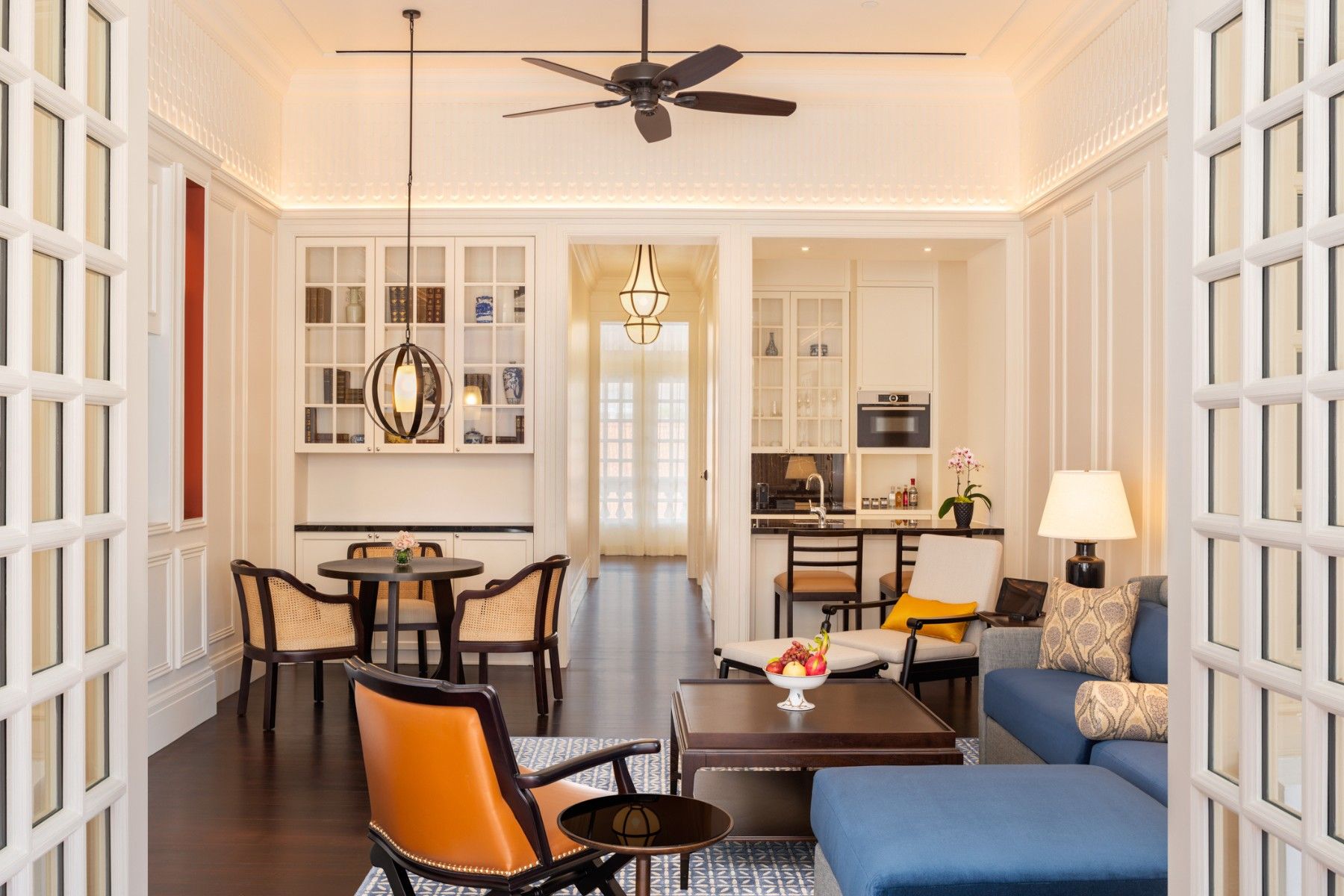 Make a Glamourous Raffles Hotel Singapore Suite Home on Your Next Trip ...