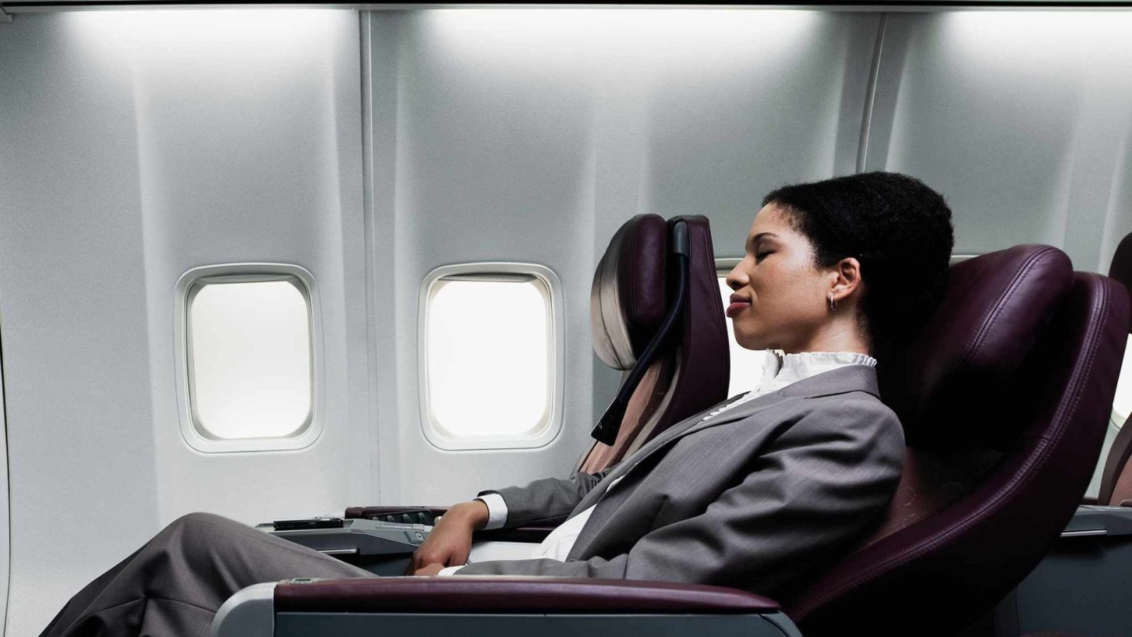 When Can You Recline Your Airplane Seat? Here's What Experts Say
