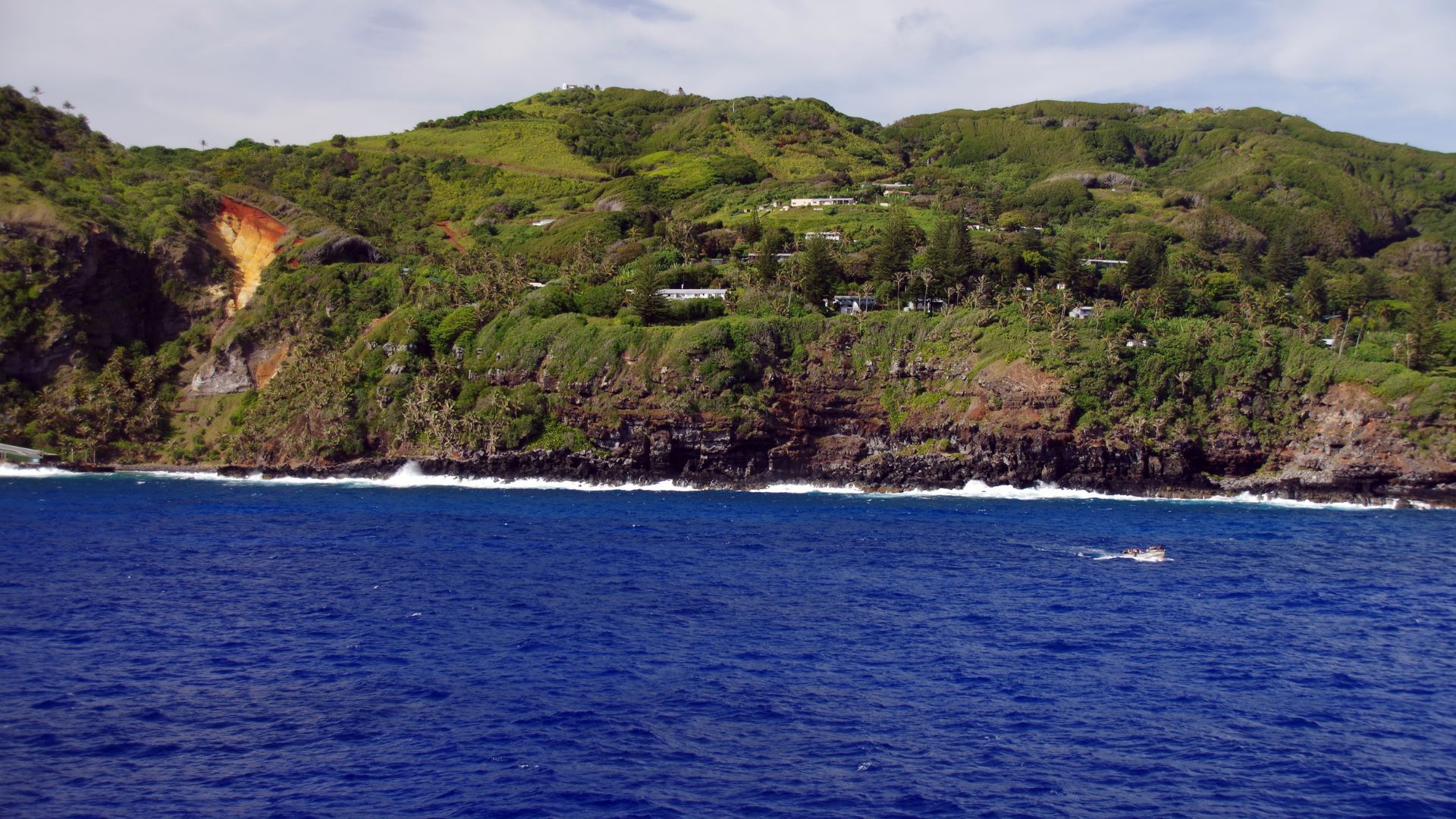 The Pitcairn Islands: Perfect Odyssey Across The World's Most Isolated ...