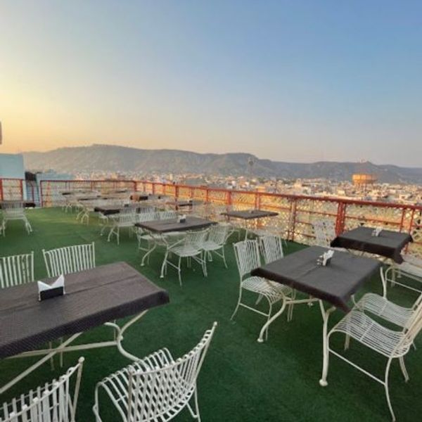 Check Out The Best Rooftop Restaurants In Jaipur, India