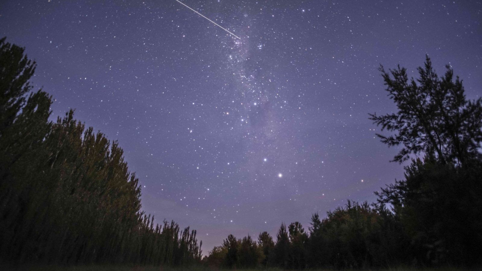 Draconid Meteor Shower Will Have Up To 10 Shooting Stars Per Hour