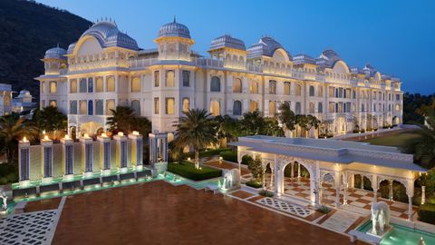 Experience Jaipur Royalty With A Stay At One Of These Luxurious Palace Hotels