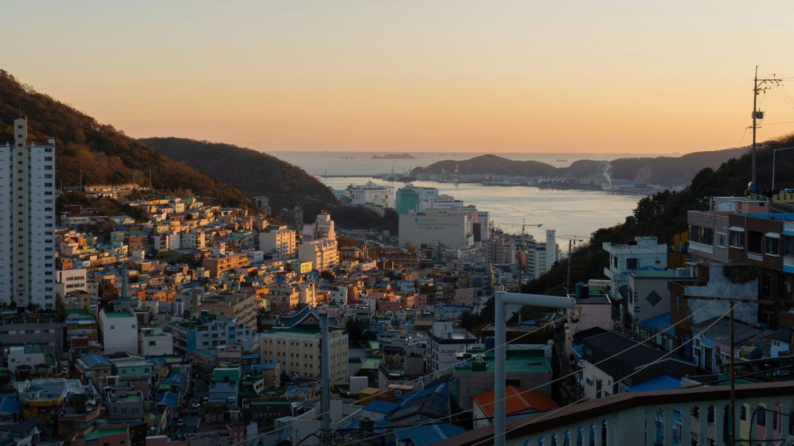 South Korea Grants Visa-Free Access To Chinese Groups