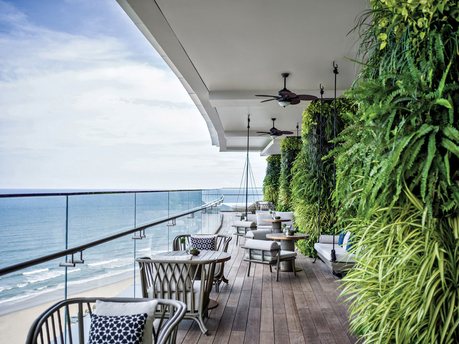 The Edge Restaurant offers some of Hoiana's most refined dishes.