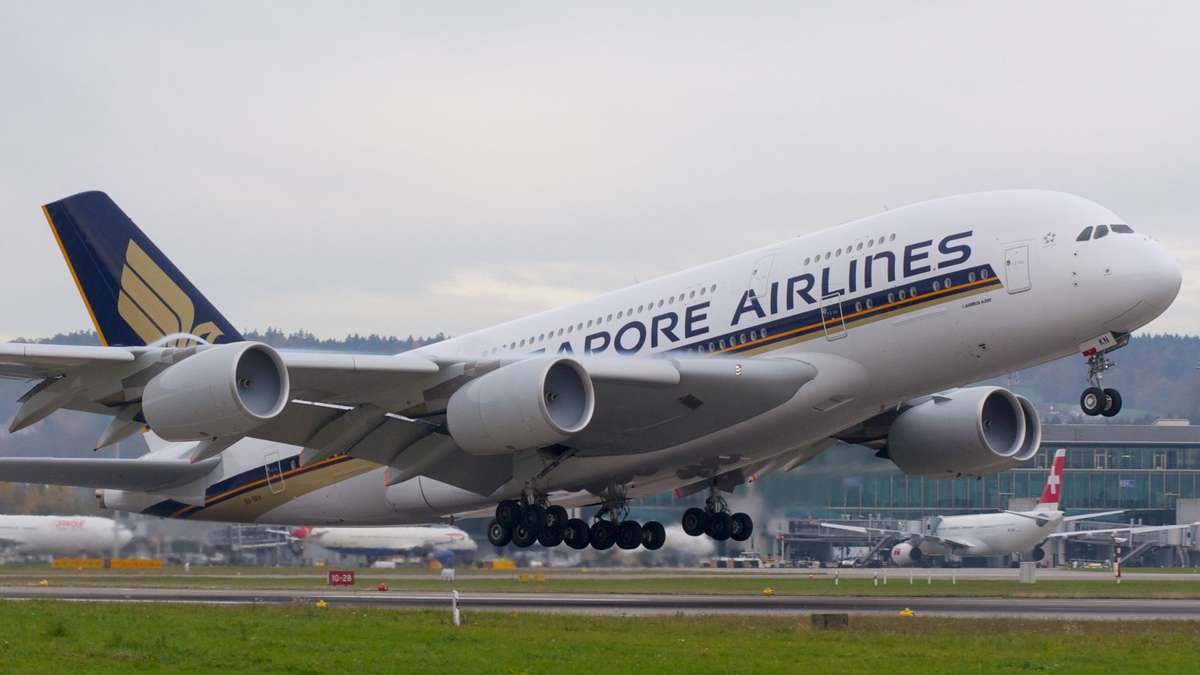 Singapore Airlines To Operate Its Airbus A380 On The Hong Kong Route