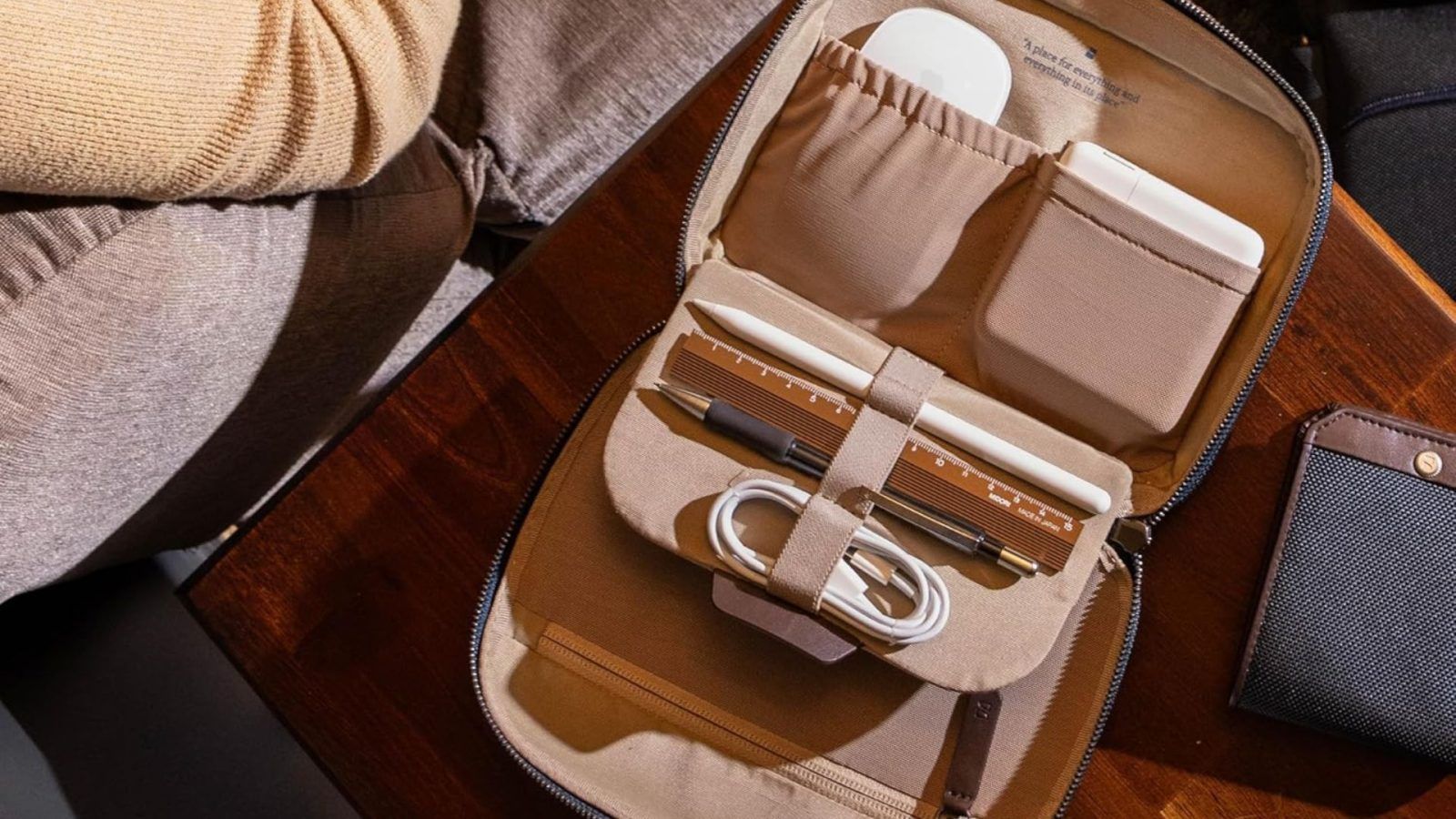 Traveling with Your Devices? Discover the Top Tech Organizers!