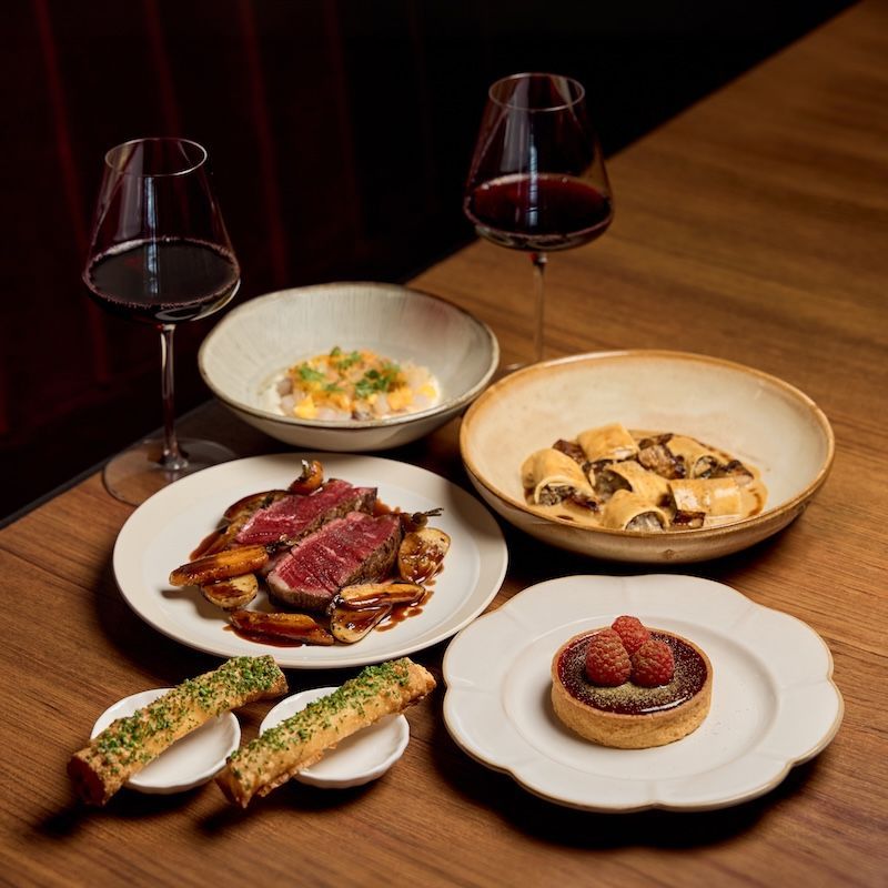 Plan The Most Romantic Valentine's Day Dinner In Hong Kong At These Restaurants