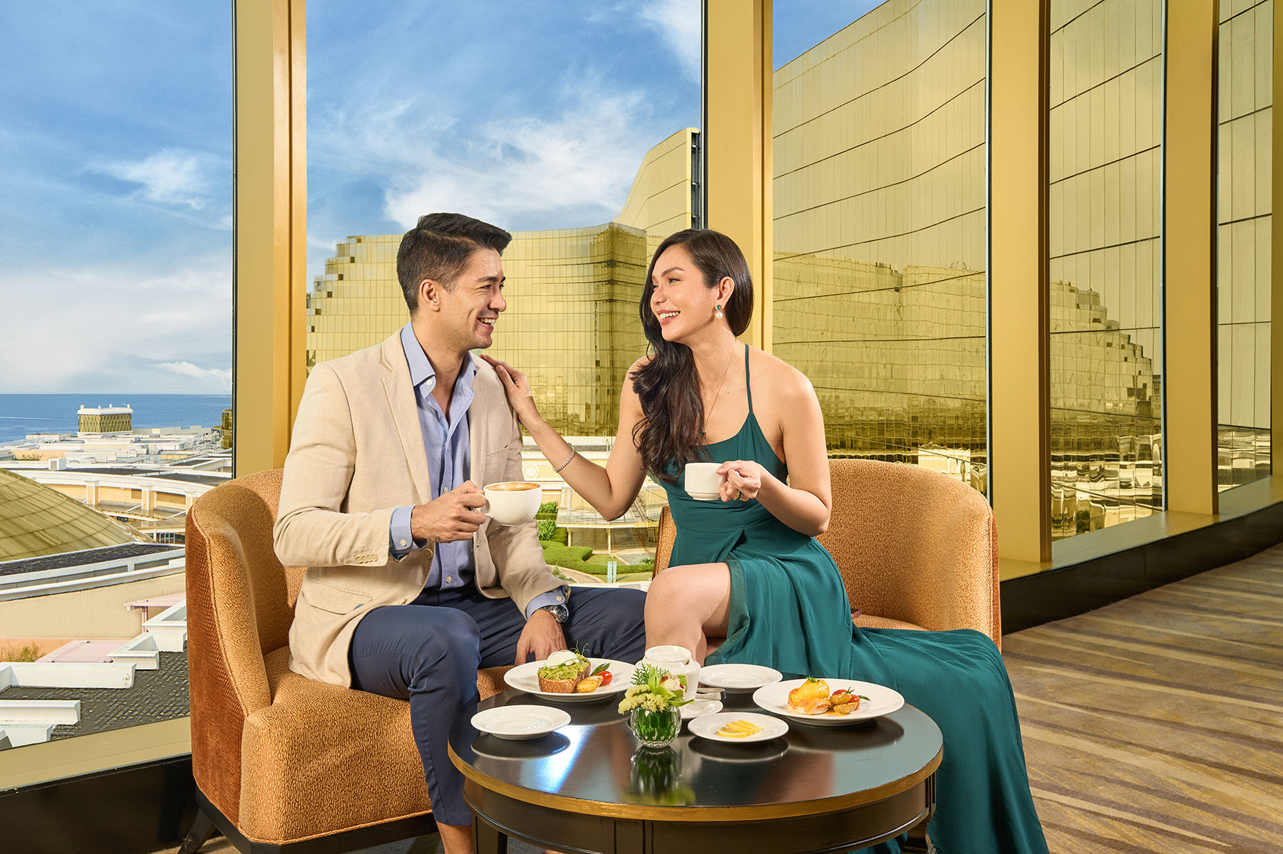 Okada Manila 8th Anniversary記念品オブジェFuk純金 Where Every Detail Is an Act of Devotion: Inside Okada Manila