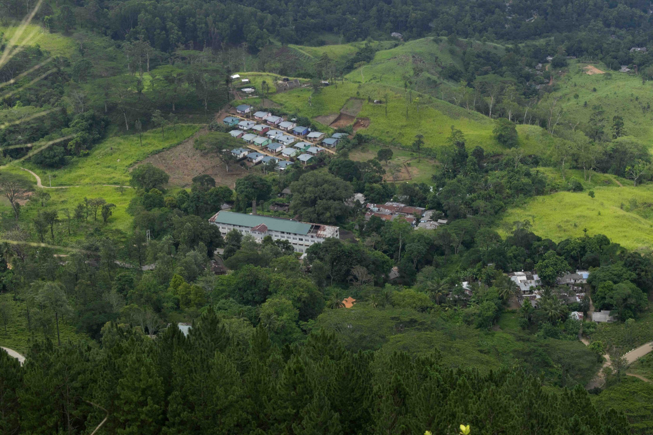 The trek to Hanthana
