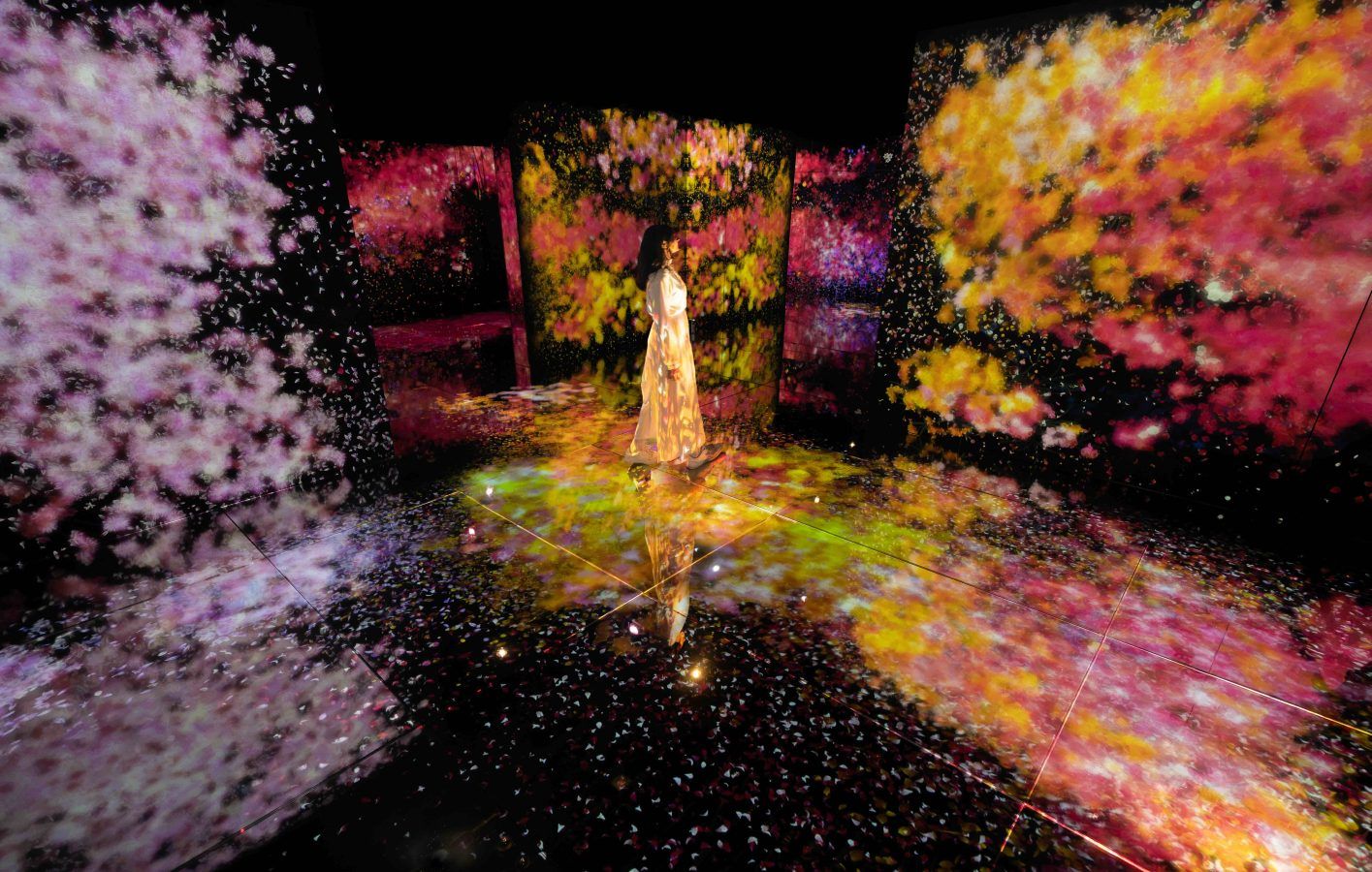 A teamLab Exhibition Has Landed in Mumbai—Here's Where to See It