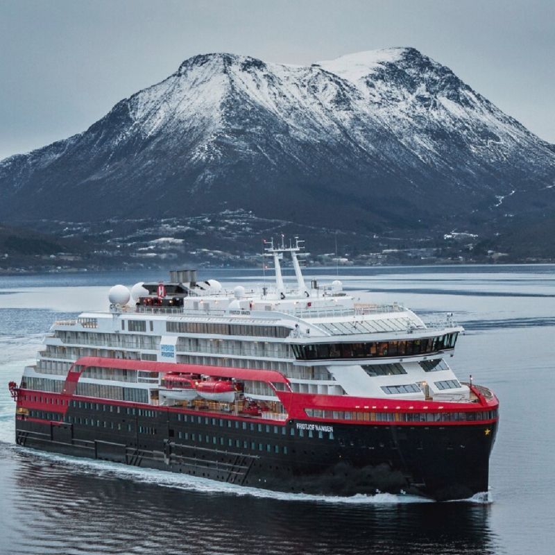 This Cruise Line Promises You Views Of The Northern Lights On Your Trip