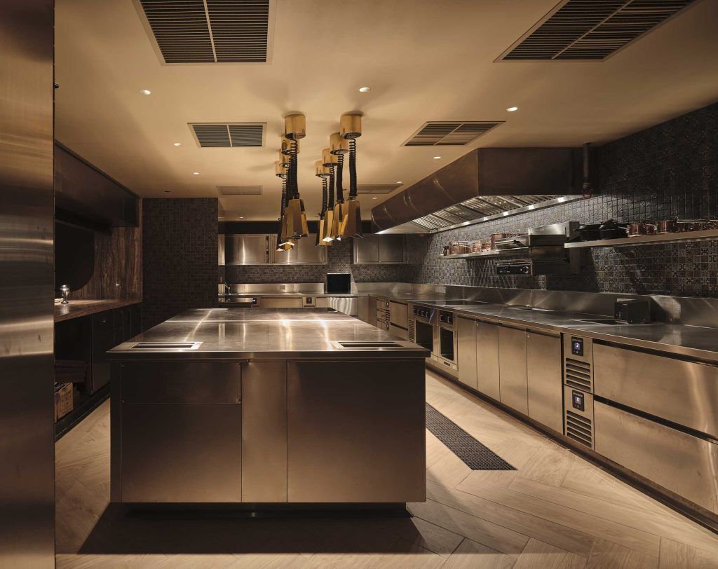 Noi Restaurant's kitchen, Hong Kong