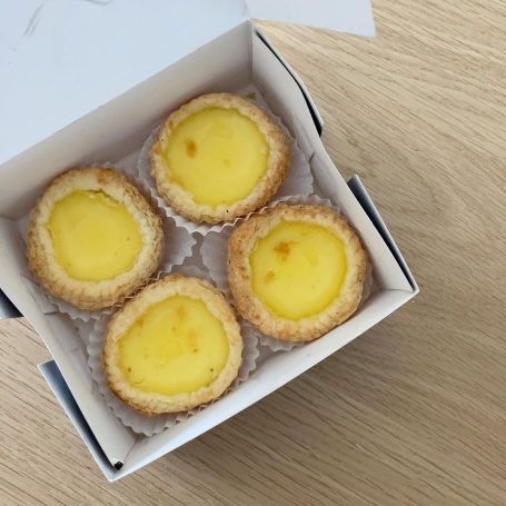 Door Door Bakery (多多餅店)